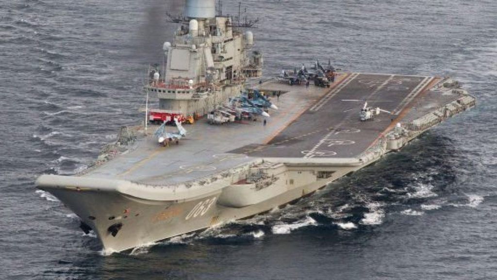 El portaaviones ruso Almirante Kuznetsov