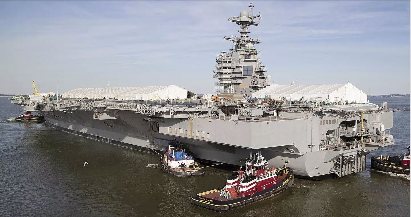 El nuevo y problemático portaaviones USS Gerald R. Ford no