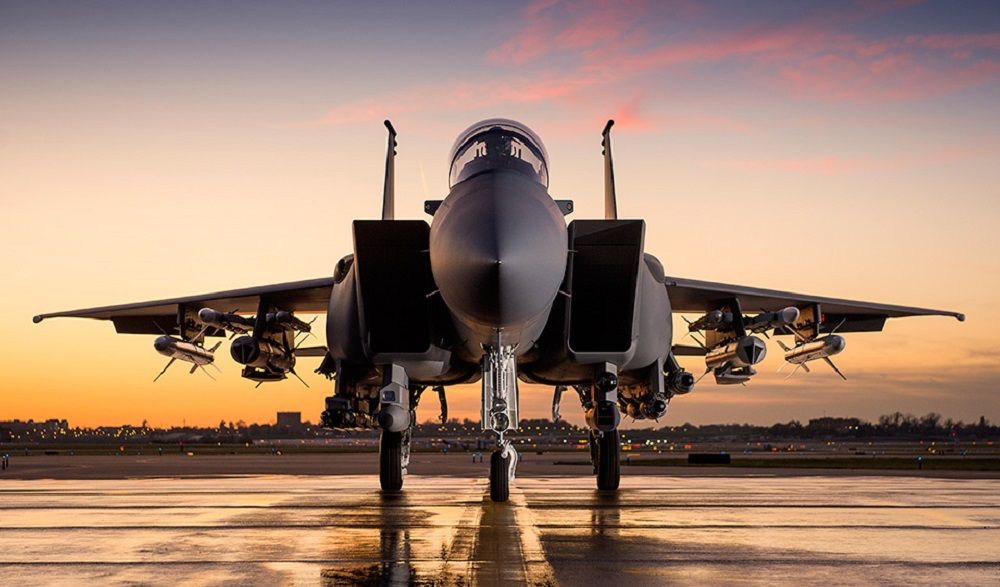 La Fuerza Aérea hará pronto que el F-15 sea más mortal. Los F-35 ...