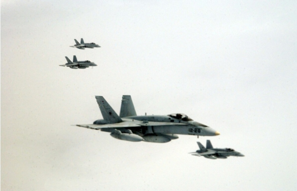 Hornet cuatro