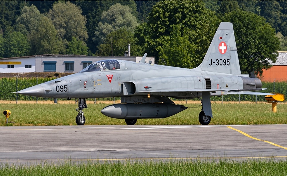 F 5